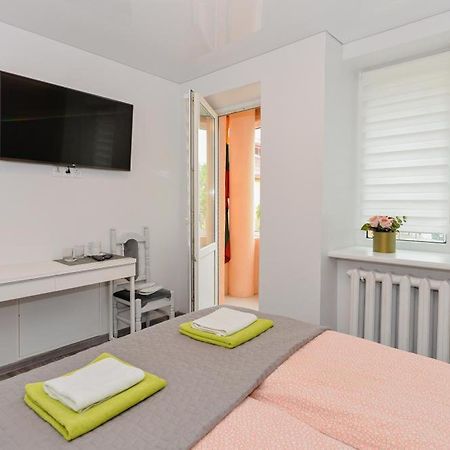Guest House Simona لازديجاي المظهر الخارجي الصورة