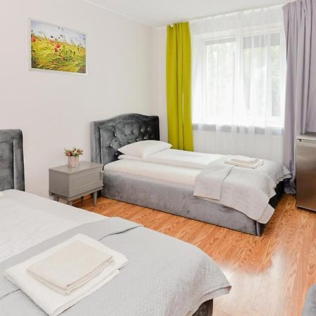 Guest House Simona لازديجاي المظهر الخارجي الصورة